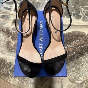 Nearly Nude Black Women's Heels